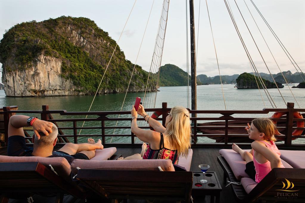 Pelican Classic Cruise ฮาลอง ภายนอก รูปภาพ