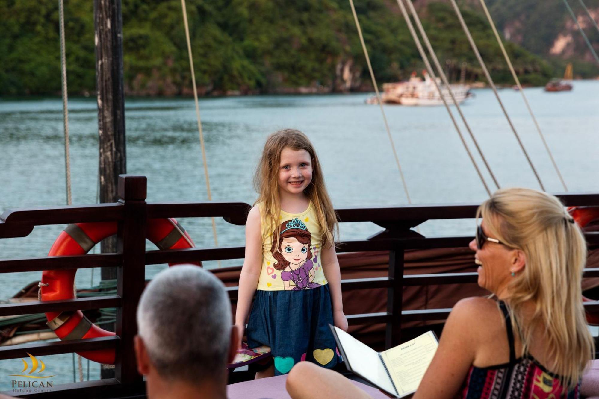 Pelican Classic Cruise ฮาลอง ภายนอก รูปภาพ
